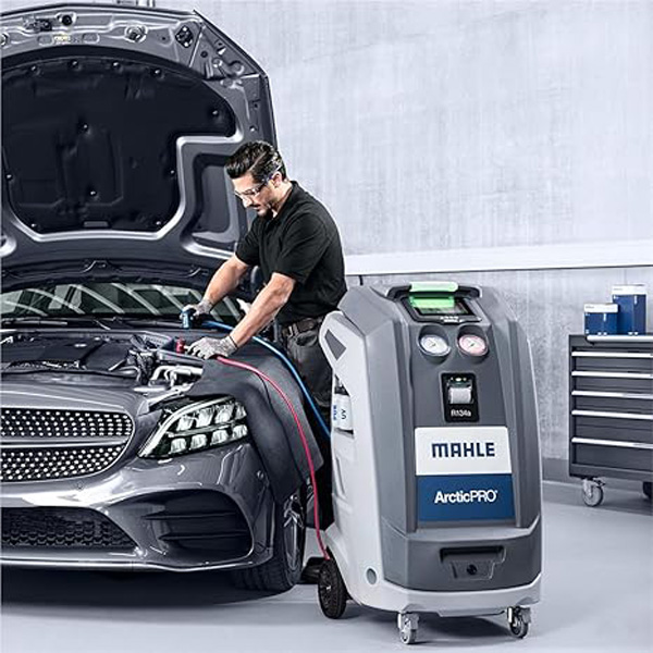 ArcticPRO A/C Service Equipment